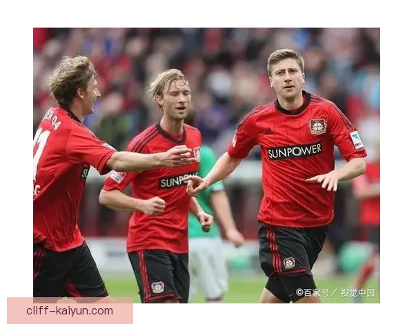 梅赫伦边路进攻策略持续提升，球队状态备受关注